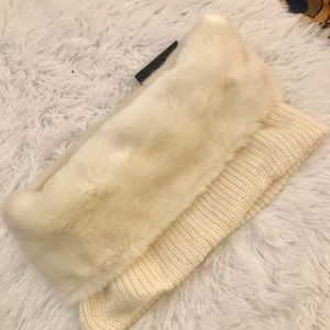 Banana Republic- Fux Fur Circle Scarf NWT